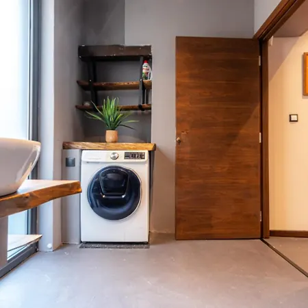 2 Designer Free Parking Spaces Szófia