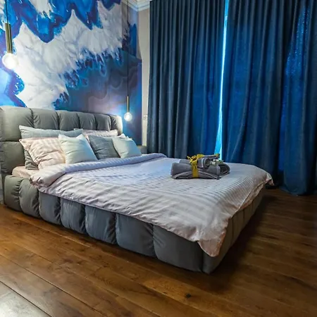 Apartment 2 Designer Free Parking Spaces *
