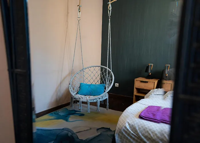 2 Designer Free Parking Spaces ソフィア